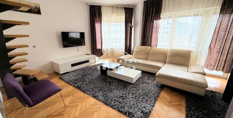 Apartment Grbavica 8820